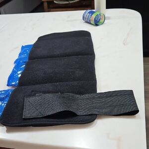 Soft Ice Polar Product /Black and Blue Ice Pack Wrap